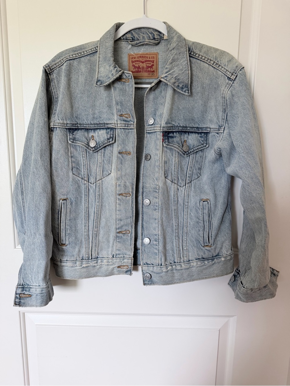 Levi's Light Wash Blue Denim Truck Jacket